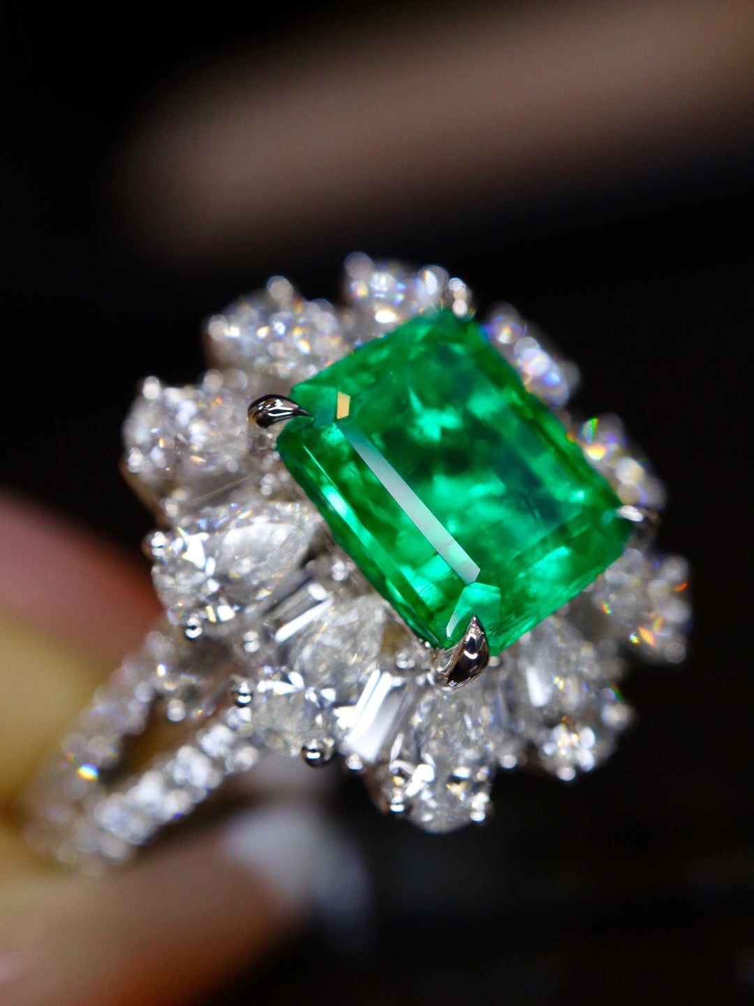 Panjshir Emerald Ring - High-Quality Jewelry Piece