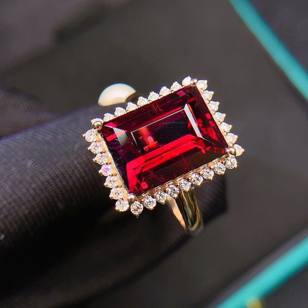 Exquisite Natural Tourmaline Ring - High-End Jewelry