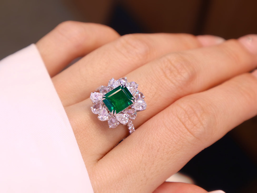 Emerald Jewelry - Verdant 1.95ct Watton Green Ring with Sparkling Rose-Cut Diamonds