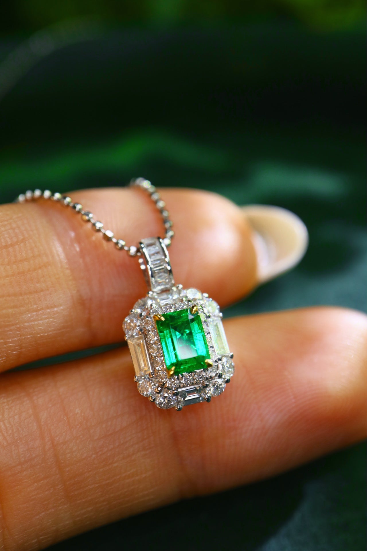 Premium "Victory" Pendant in Stock - Panjshir Emerald Jewelry