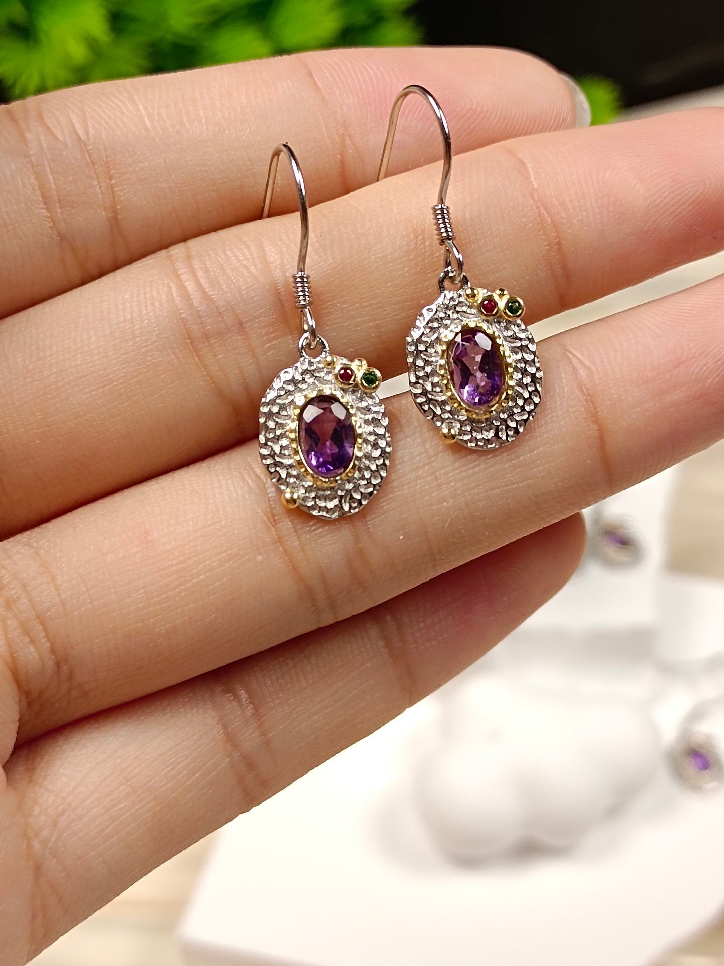 S925 Silver Embedded Amethyst Earrings - Italian Craftsmanship