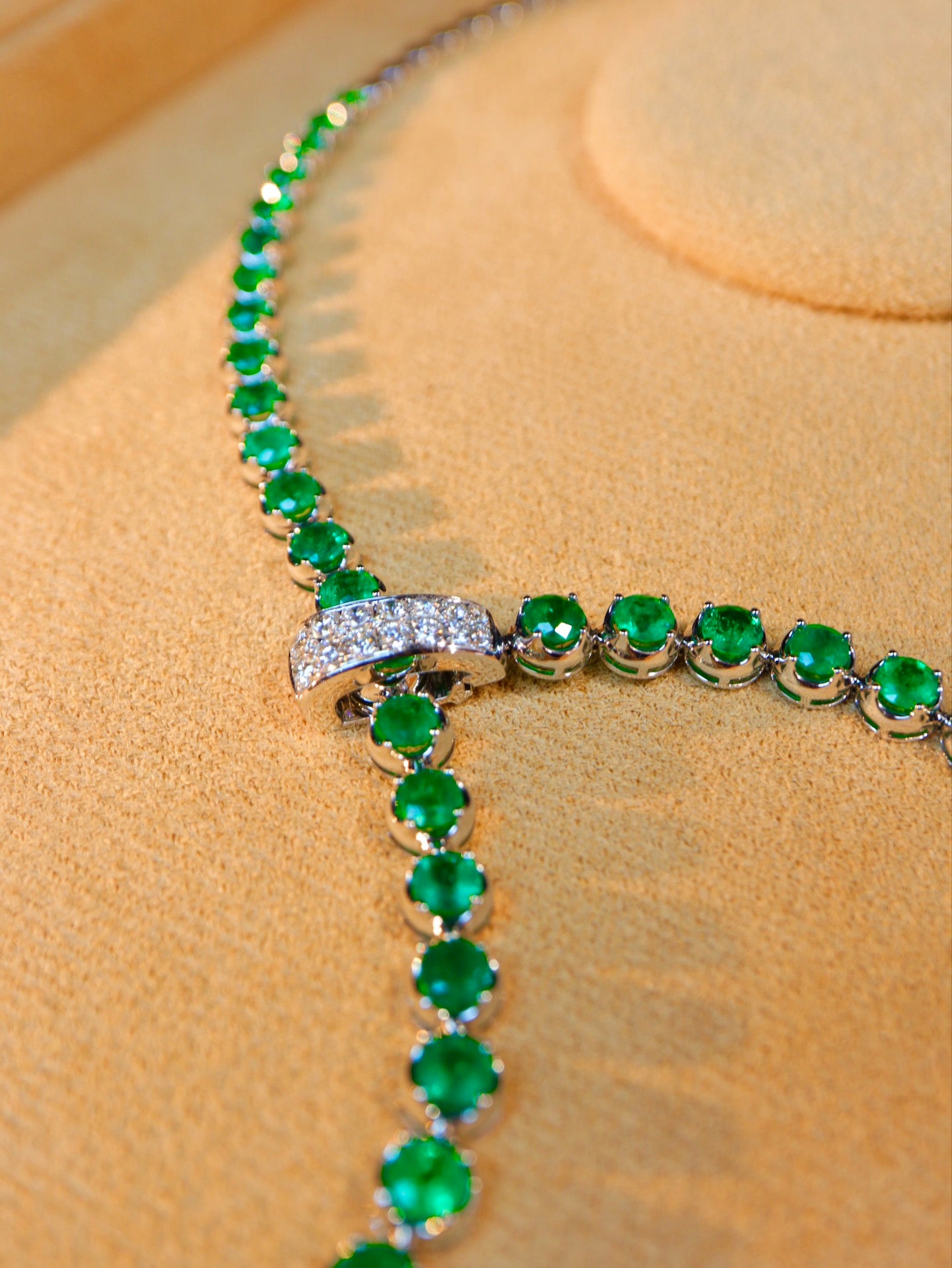 Emerald Elegance: 18K Gold Embedded Panjshir Emerald Necklace