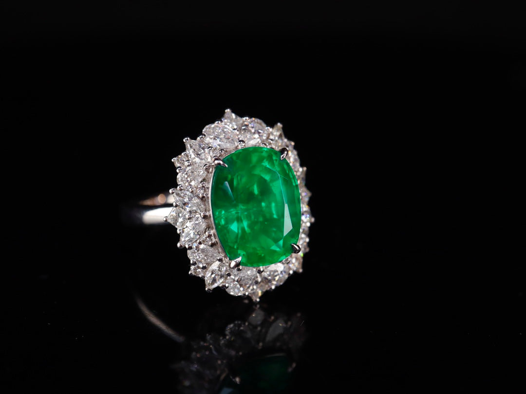 Emerald Ring - Vivid Green Jewelry with Guild Certificate