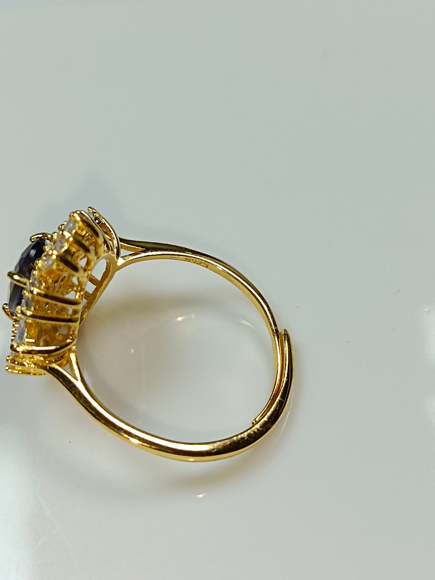 Elegante anello in iolite d'argento S925 con tonalità zaffiro - Gioielli puri