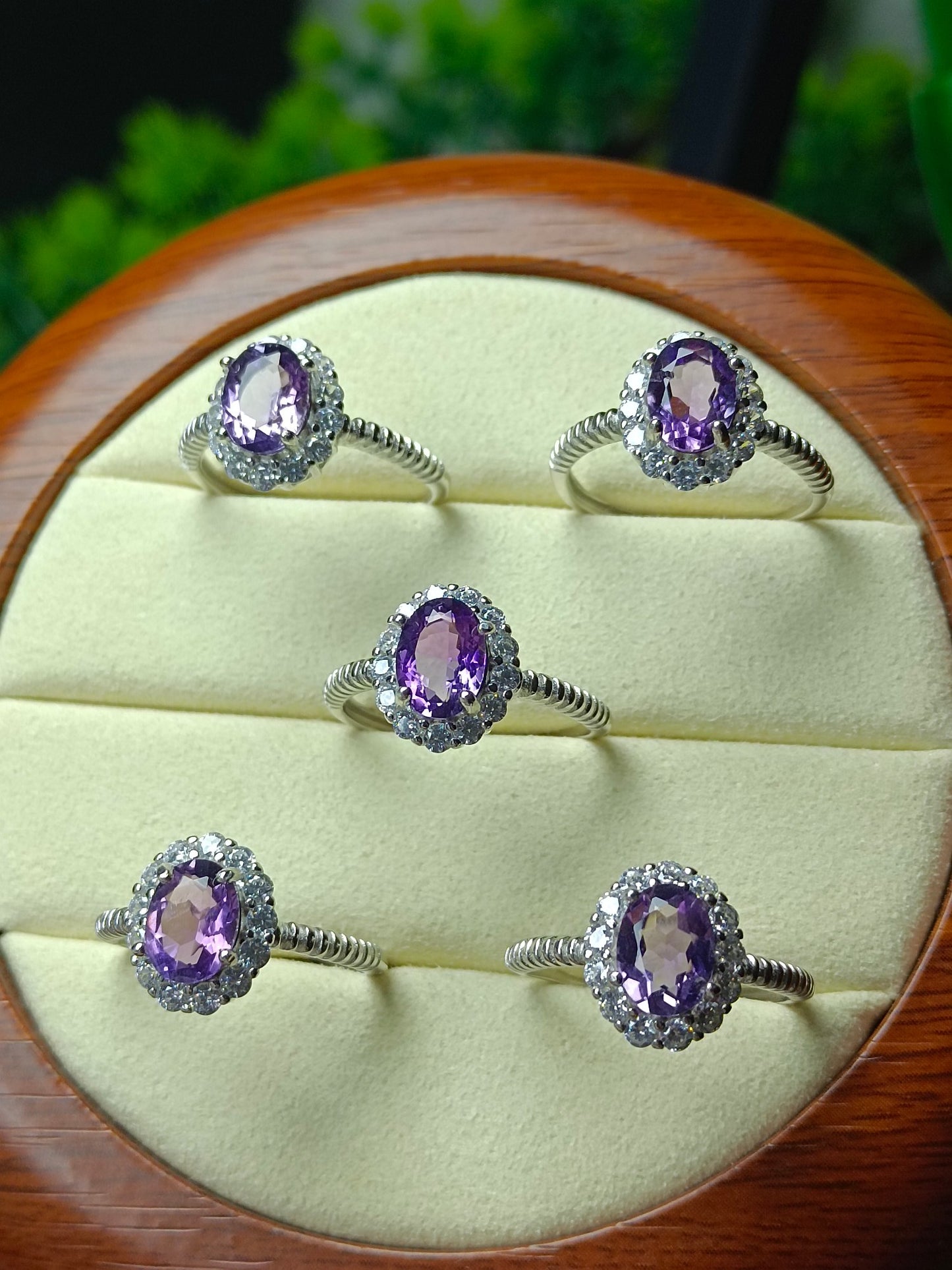 Elegant Natural Amethyst Ring - A Jewelry Piece of Mystique and Grace