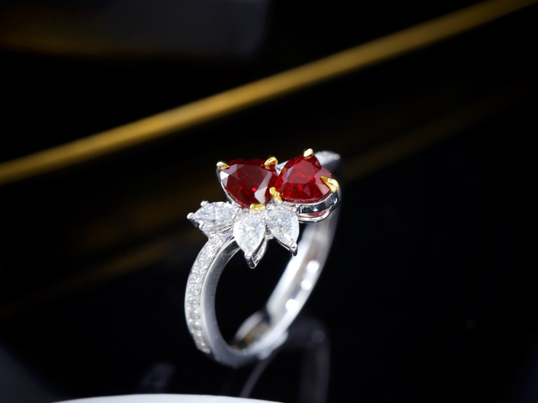 Bague en pierre précieuse rouge sang de pigeon - Bijoux de luxe sincères