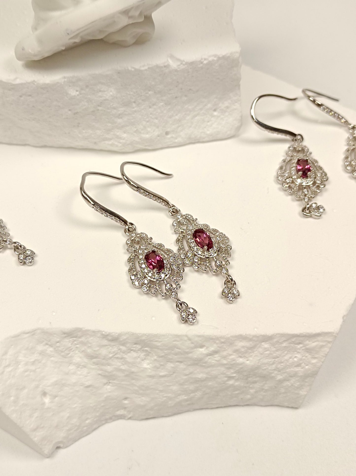 Vintage Style S925 Silver Embedded Purple Garnet Earrings - Jewelry for Elegance