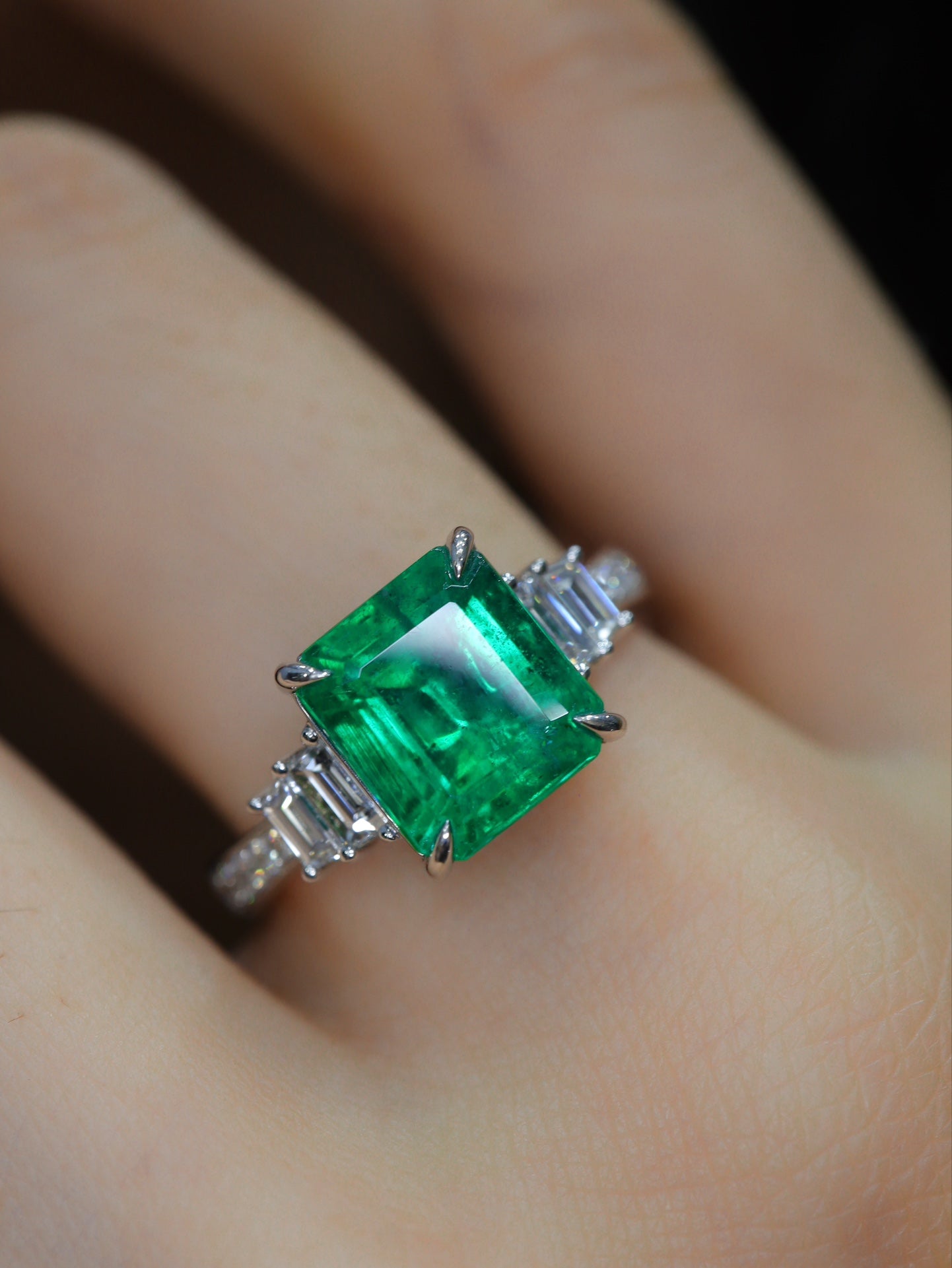 Emerald Ring - Vivid Green Jewelry Piece for Daily Wear