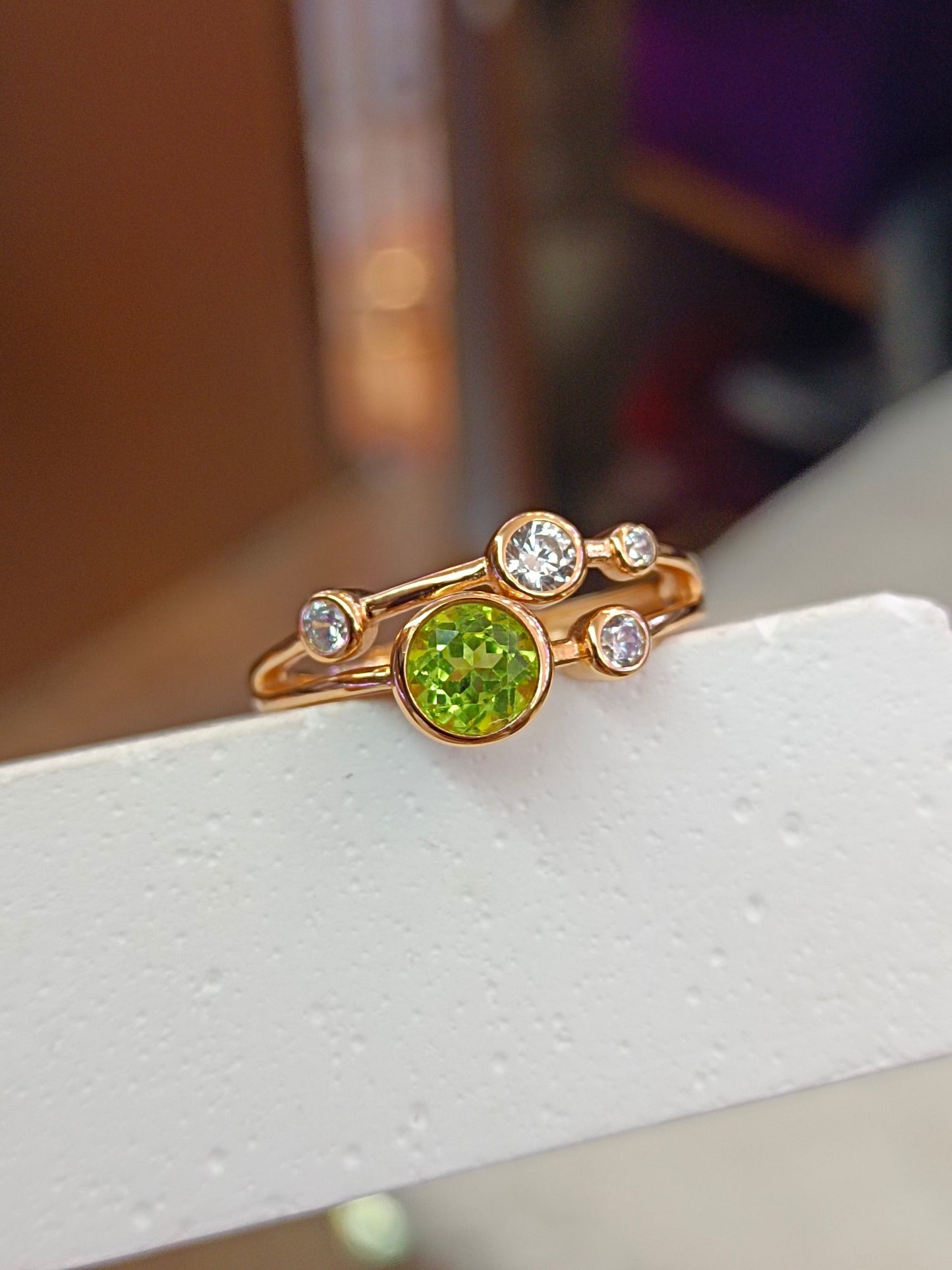 Cincin Gelembung Peridot Perak Sterling S925 yang Indah dengan Penyematan Emas 18K - Perhiasan Fashion