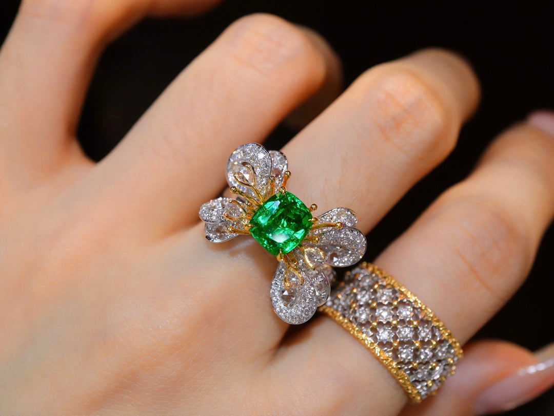 Panjshir Emerald Jewelry: 1.68 Carats of Mesmerizing Green