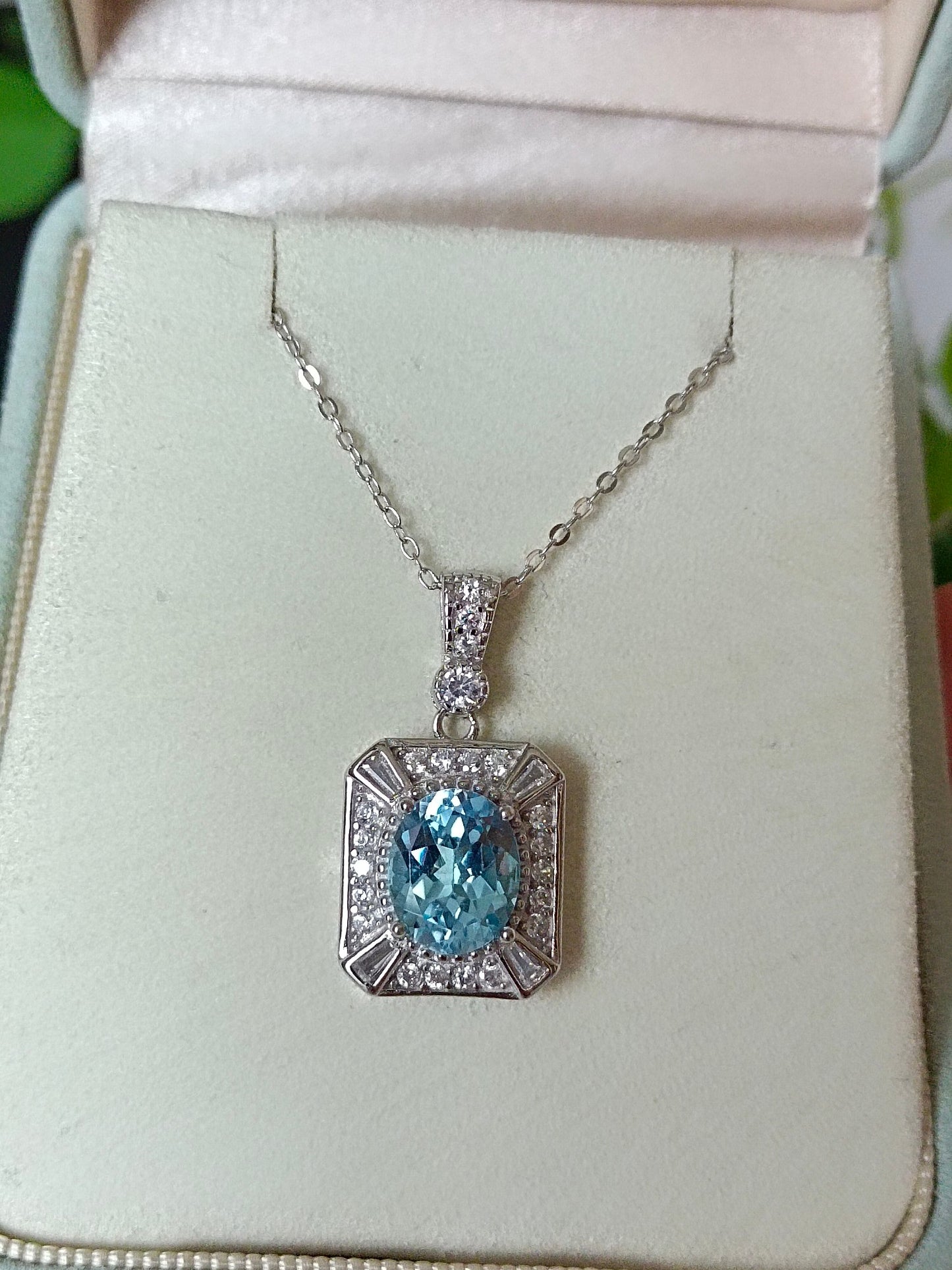 Loket Topaz Asli - Barang Kemas Biru Elegan untuk Setiap Majlis