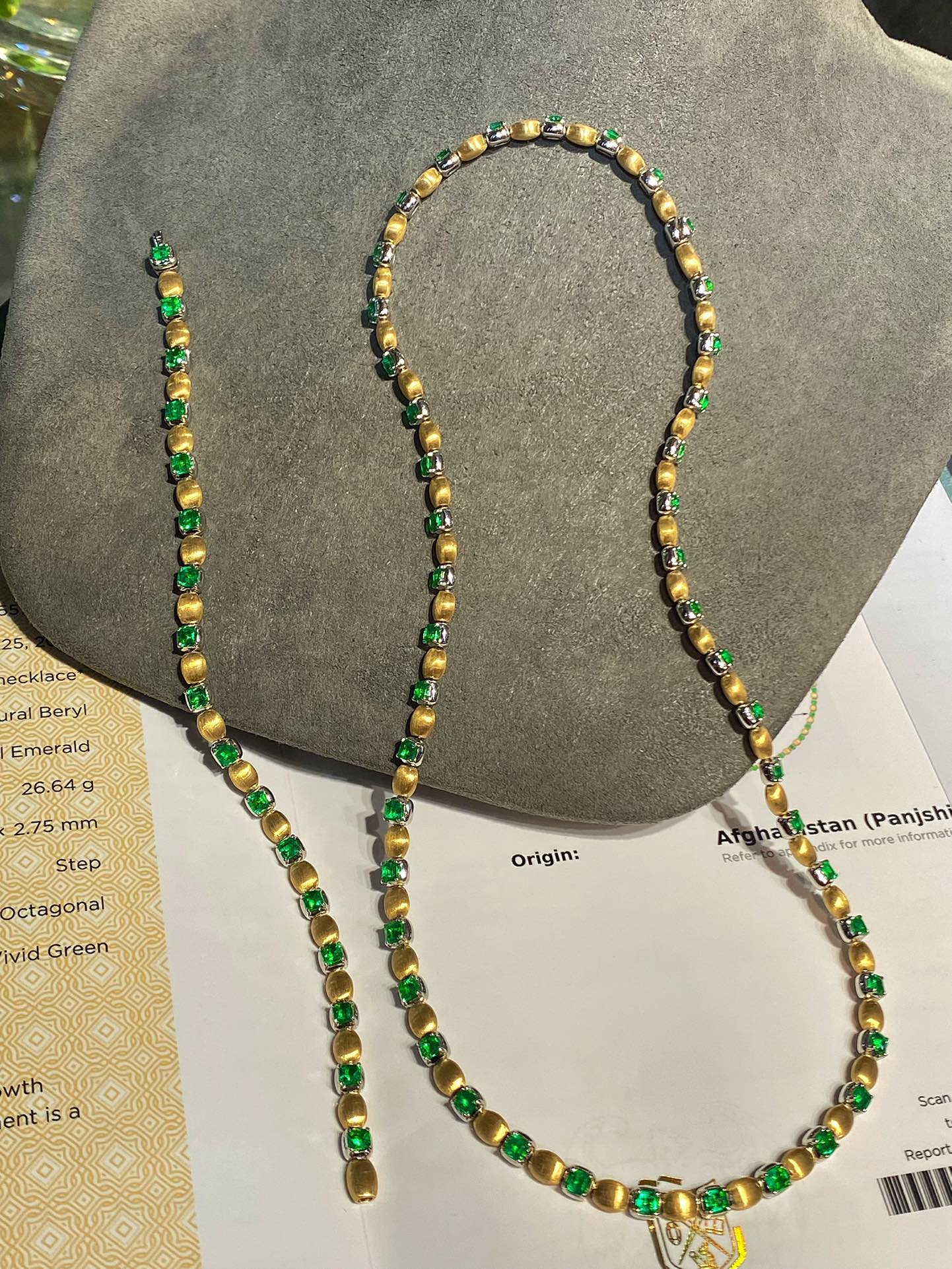 Chocker Fashion Set: Premium Panjshir Emerald Jewelry