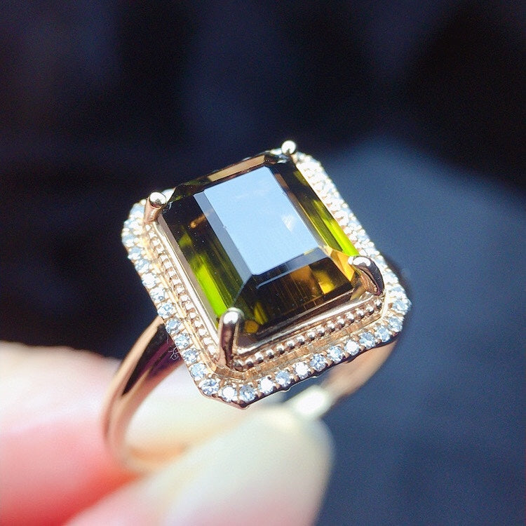 Natural Tourmaline Ring in 18K Gold with Diamond Accent - Exquisite Jewelry