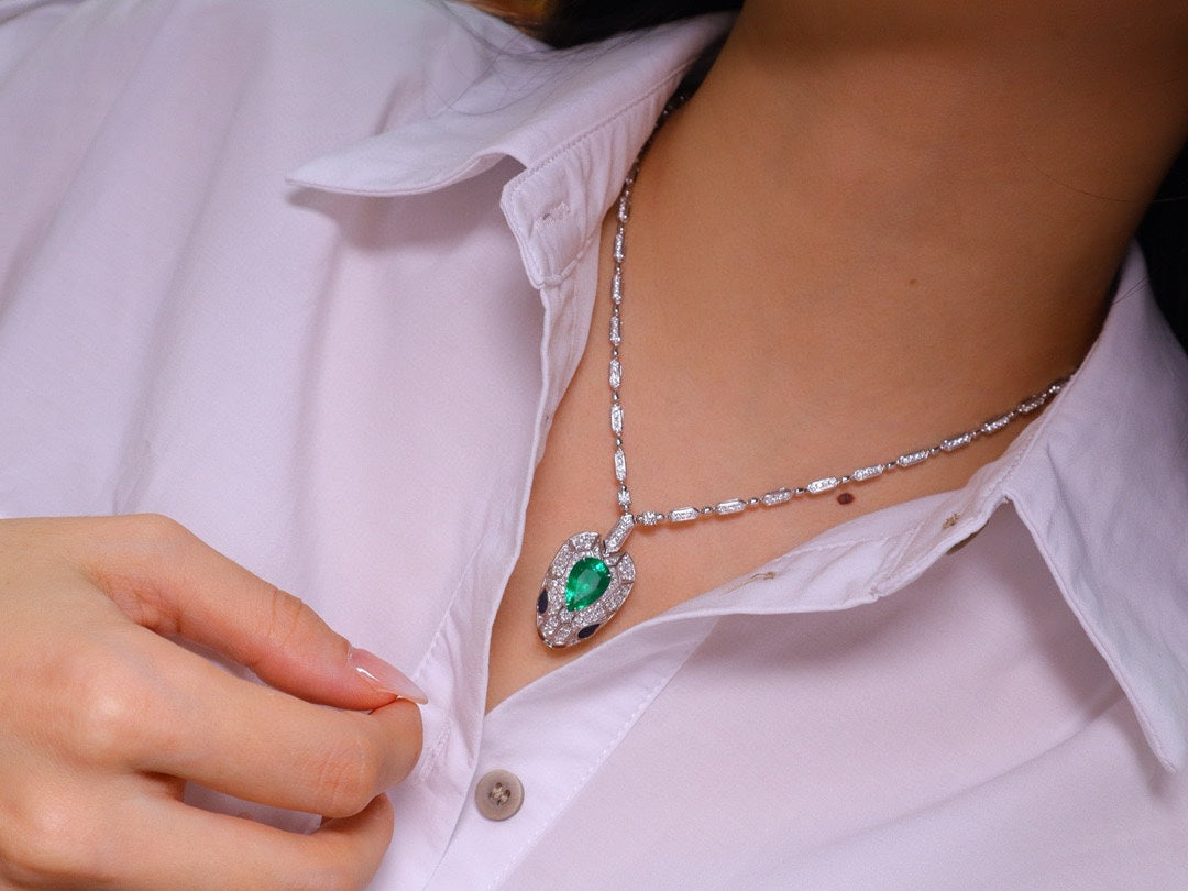 Serpentine Elegance: Emerald Diamond Necklace Jewelry