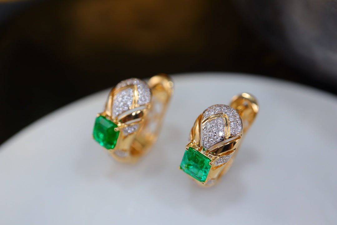 Panjshir Emerald Telinga Cuffs - Perhiasan Emas 18k & Berlian Mewah