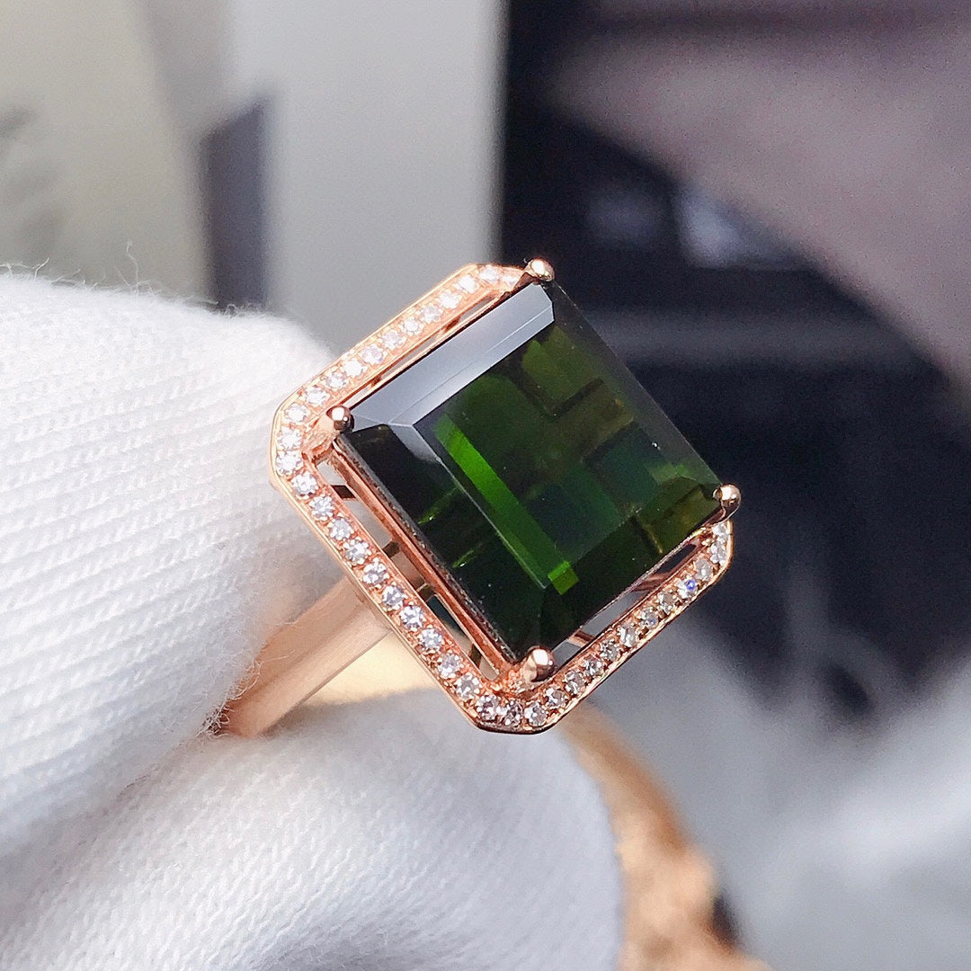 Exquisite Natural Tourmaline Ring - A Must-Have Jewelry Piece