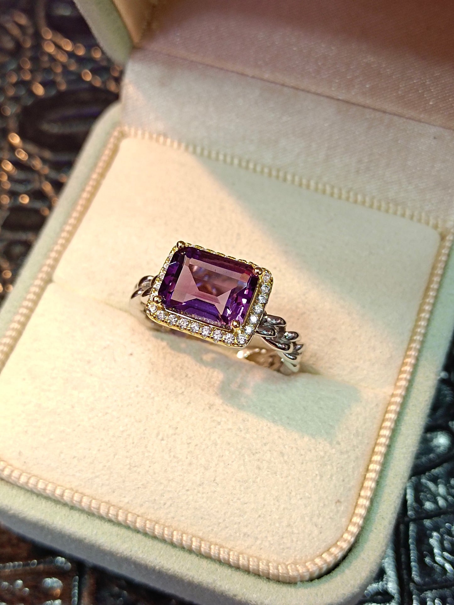 Cincin Amethyst Ungu S925 Sterling Silver yang Elegan - Barang Kemas untuknya