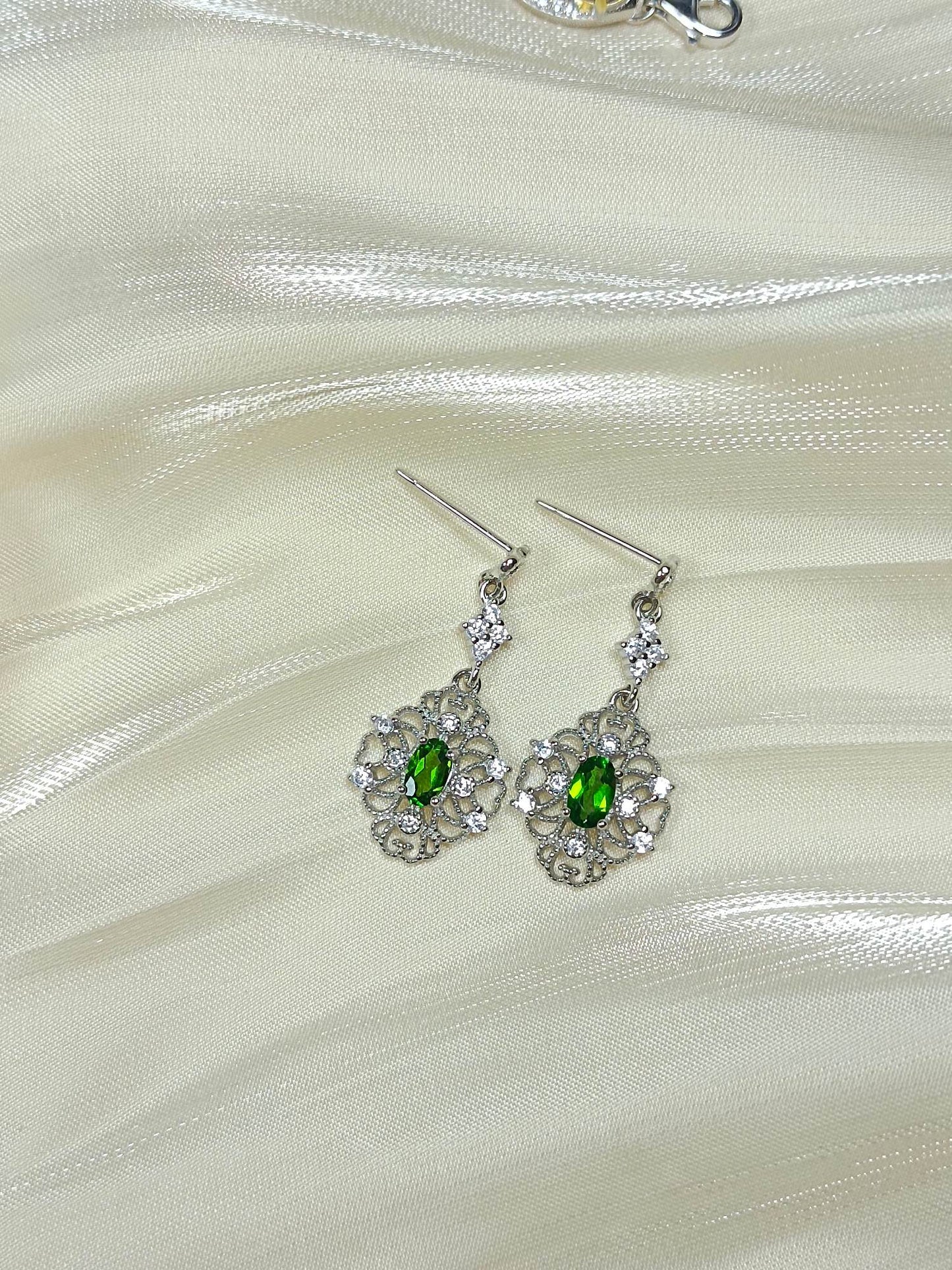 S925 Silver Embedded Diopside Earrings - Unique Design Lace Cutout Drop Earrings