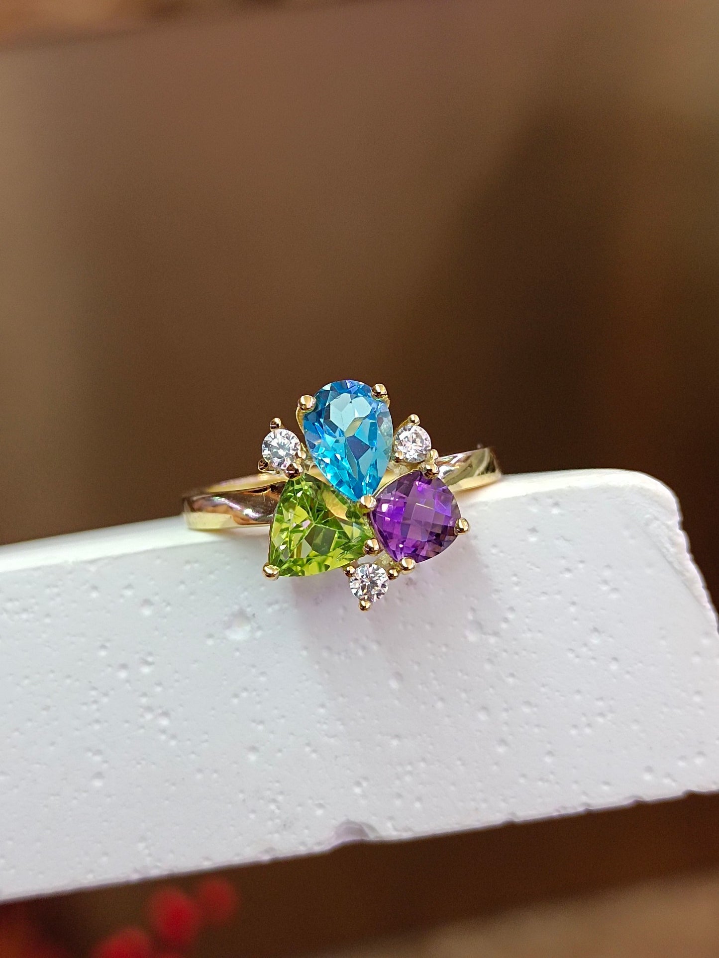 Exquisite S925 Sterling Silver Multi-Gemstone Ring with 18K Gold Embedding