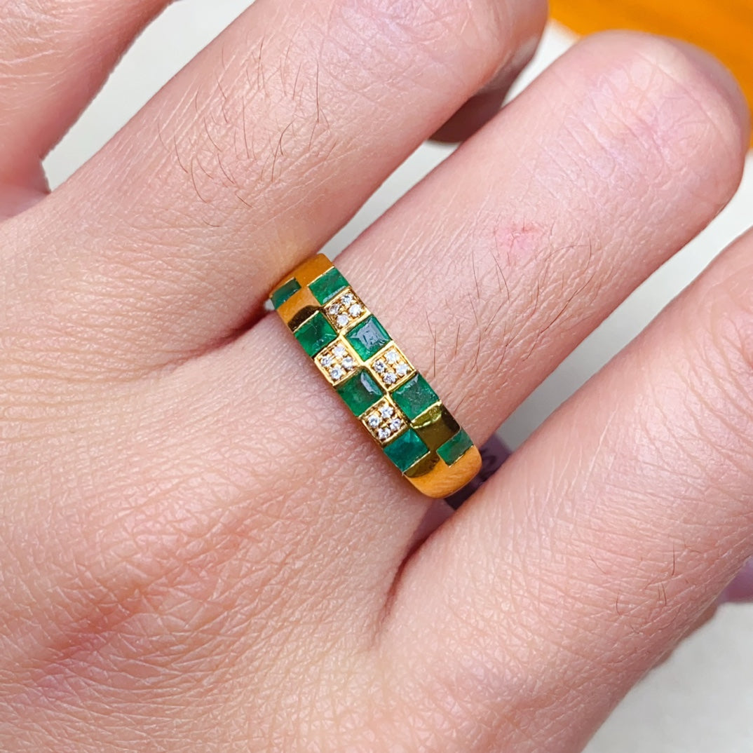 18k Gold Emerald and Diamond Ring - Unique Designs Jewelry