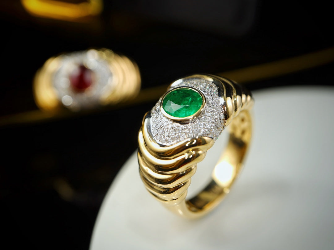 Vintage-Style Panjshir Emerald Ring - A Jewelry Treasure