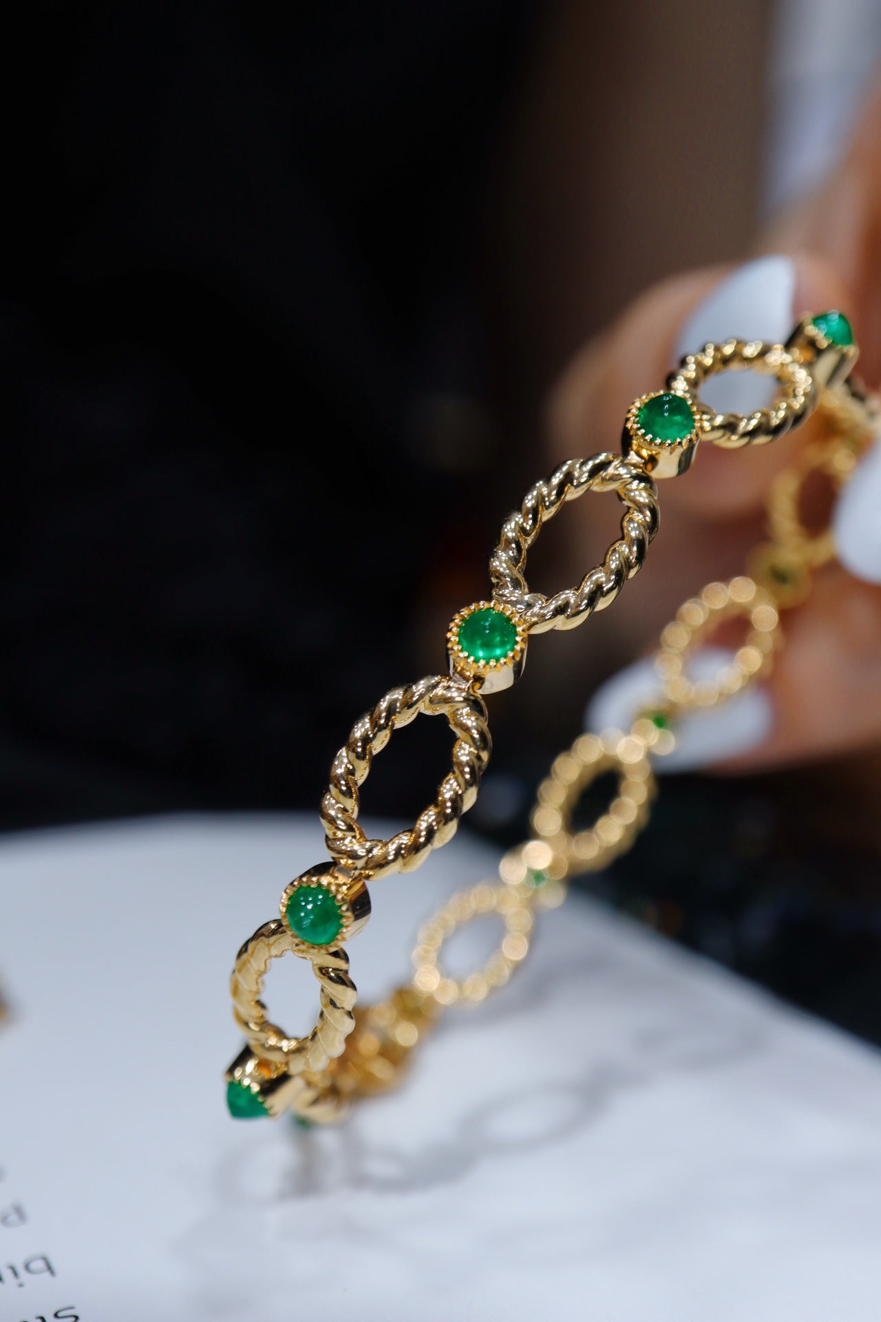 Emerald Twist Chain Bracelet in Trendy European Style - Premium Jewelry