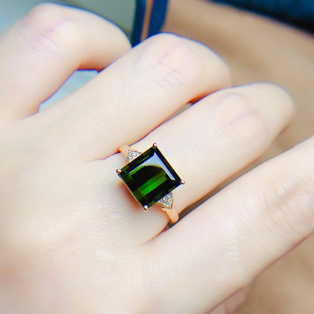 18K Tourmaline Ring - A Breath of Freshness for Summer Jewelry