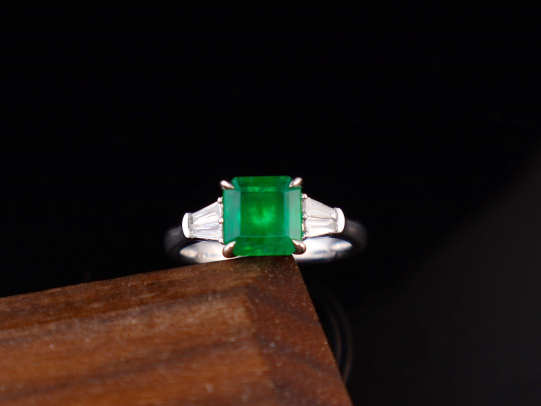 Emerald Ring - Vivid Green Jewelry Piece with Diamond Accents