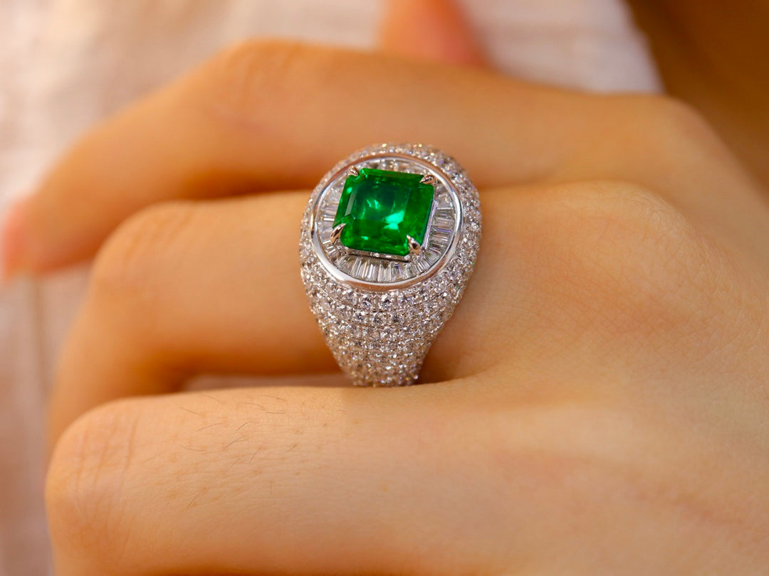 Panjshir Emerald Ring - Top-Grade Watton Green Jewelry