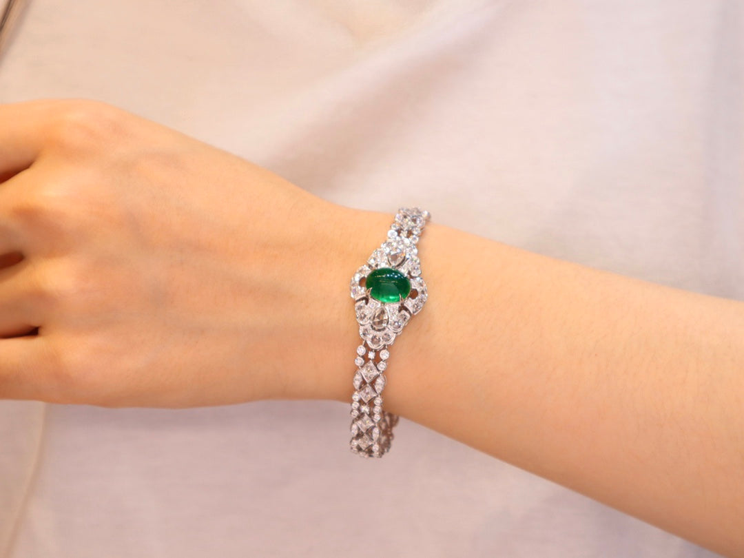 Vivid Green Emerald Bracelet with Diamond Accents - Luxury Jewelry