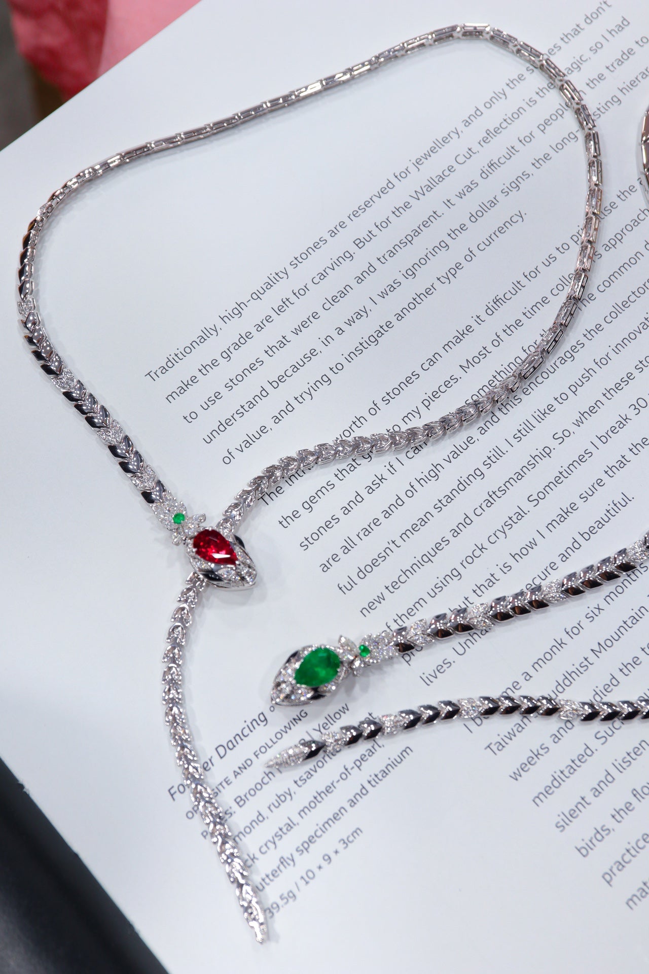 Emerald Jewelry: Serpent Design Emerald Necklace with Adjustable Wear