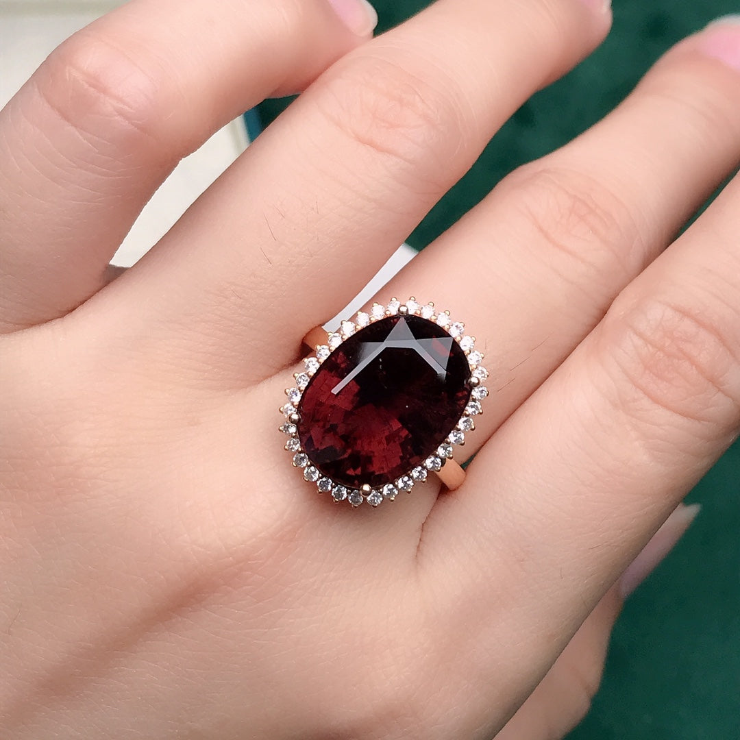 Exquisite 18K Gold Embedded Tourmaline Ring - A Jewelry Must-Have