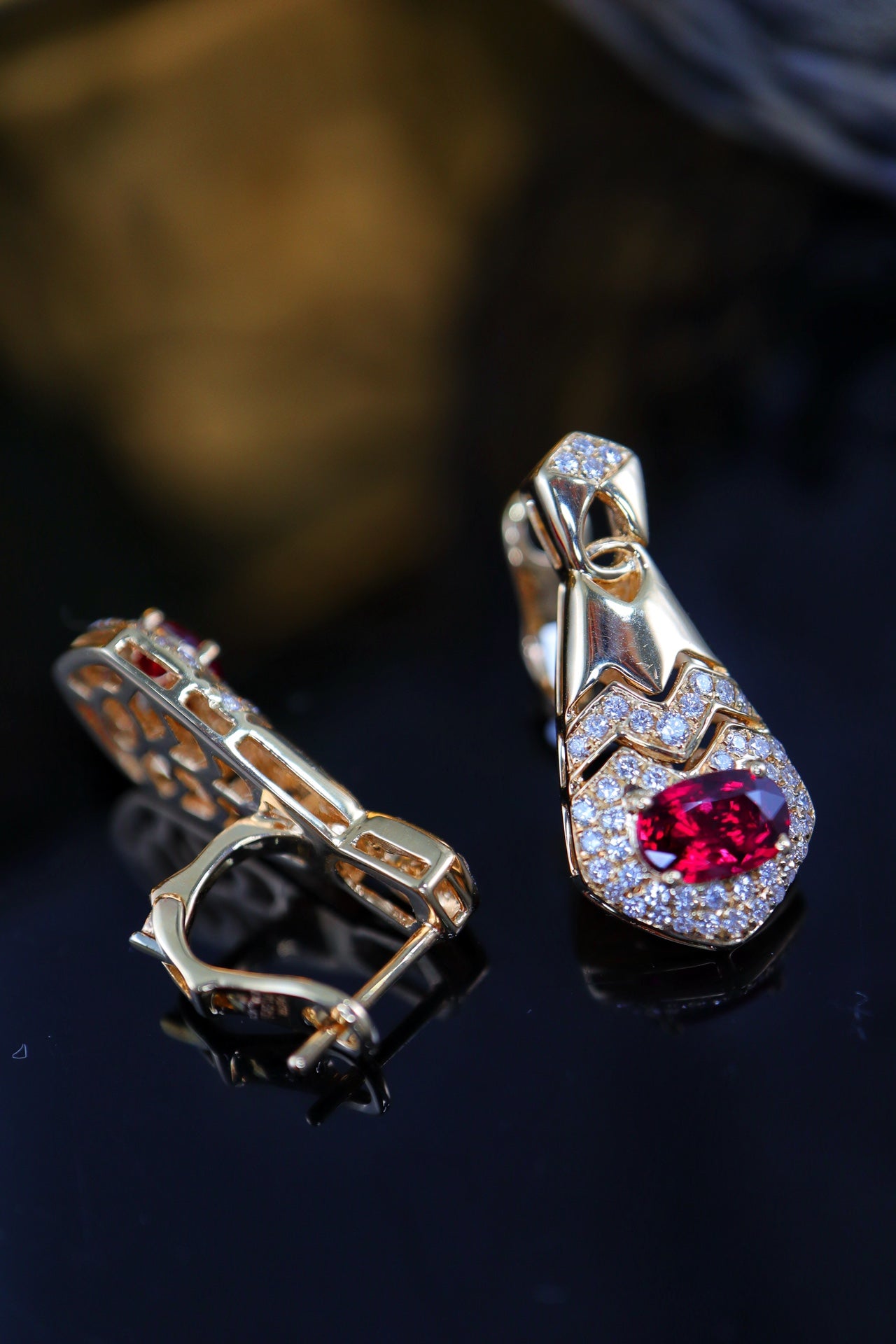 Artdeco Vintage Chic Light Luxury Ruby Earrings - A Jewelry Gem