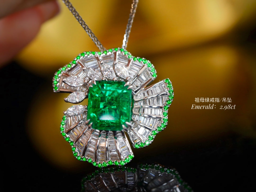 Emerald Elegance: Vivid Green Lotus Jewelry - Pendant/Ring