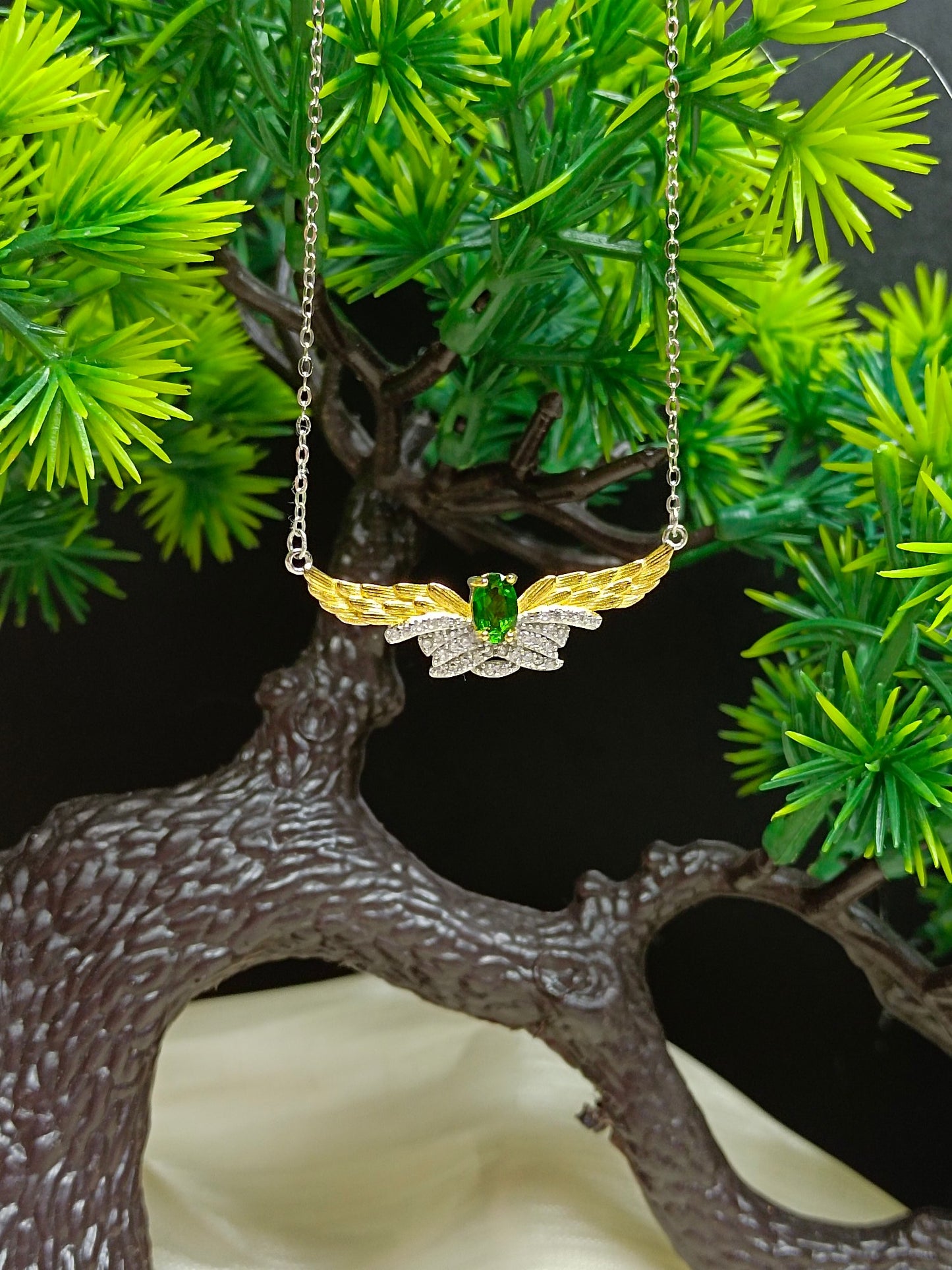 S925 Silver Embedded Diopside "Angel" Necklace - Elegant Jewelry