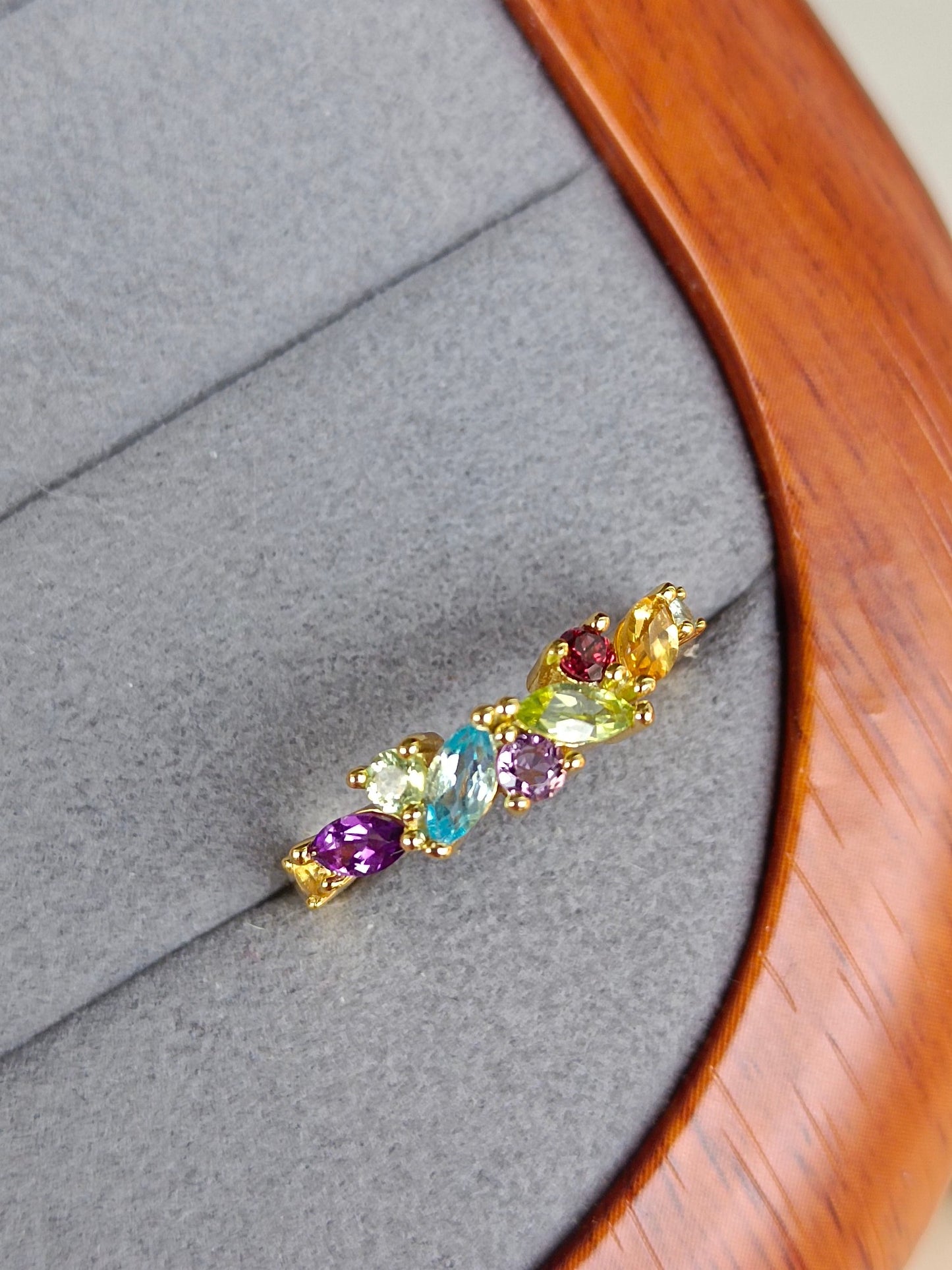 Vibrant Gemstone Ring - A Symphony of Colors in Jewelry