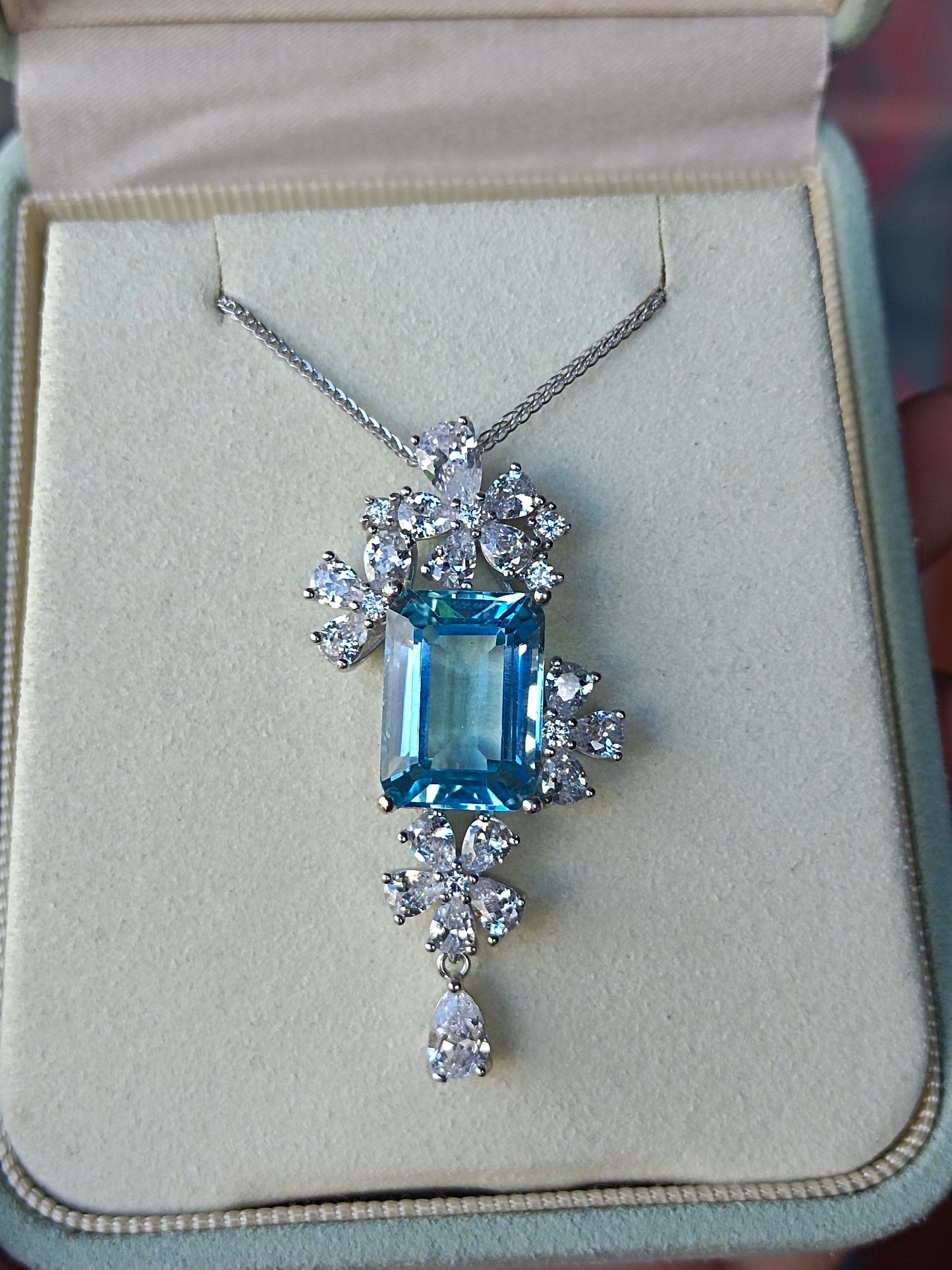 Luxury Square Natural Topaz Pendant Jewelry