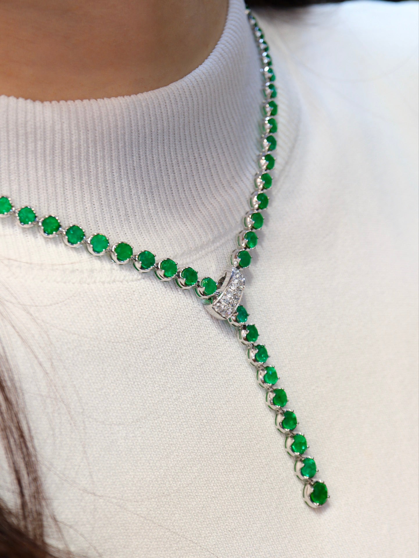 Emerald Elegance: 18K Gold Embedded Panjshir Emerald Necklace