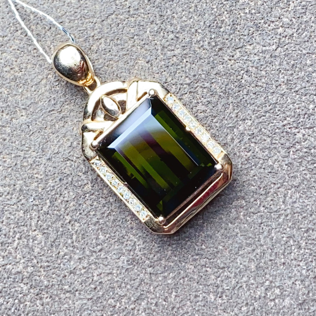 Natural Tourmaline Pendant - Exquisite Jewelry Craftsmanship