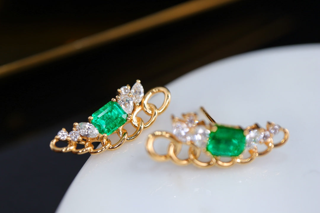 Light Luxury Design Emerald Earrings - A Must-Have Jewelry Piece