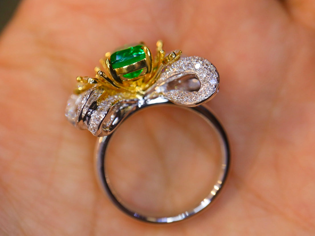 Panjshir Emerald Jewelry: 1.68 Carats of Mesmerizing Green