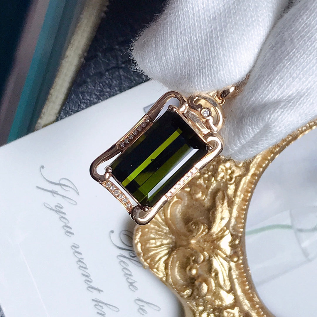 Natural Tourmaline Pendant - Exquisite Jewelry for Elegance