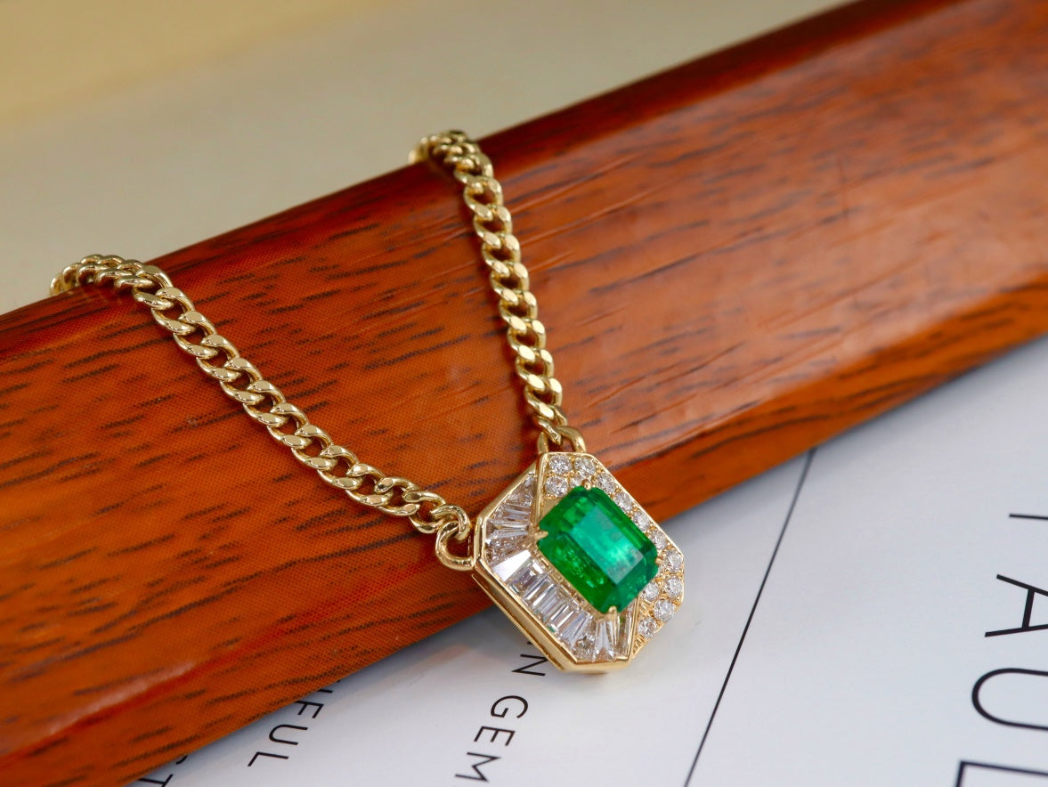 Emerald Cuban Necklace - High-End Jewelry Piece