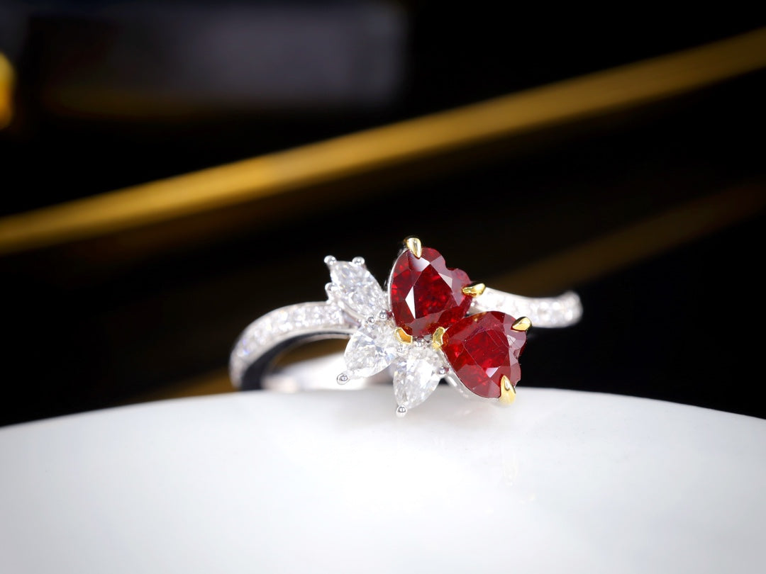 Bague en pierre précieuse rouge sang de pigeon - Bijoux de luxe sincères