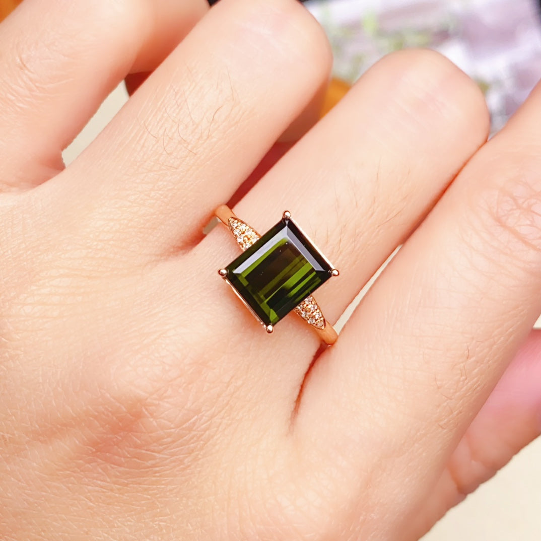 Healing Green Tourmaline Ring - Exquisite Jewelry for Serenity