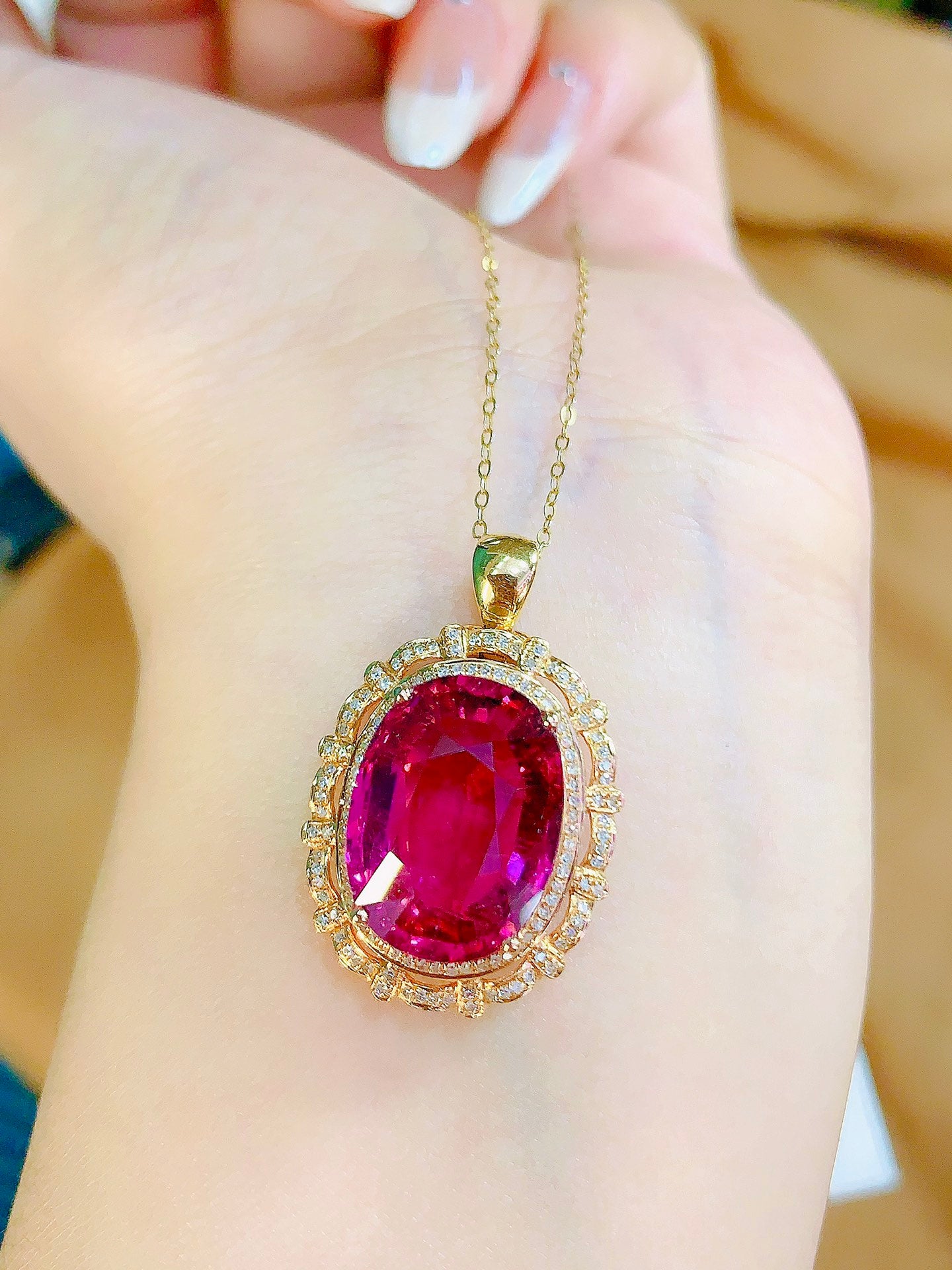 Luxury Custom Jewelry: 18K Gold Embedded Natural Tourmaline Pendant