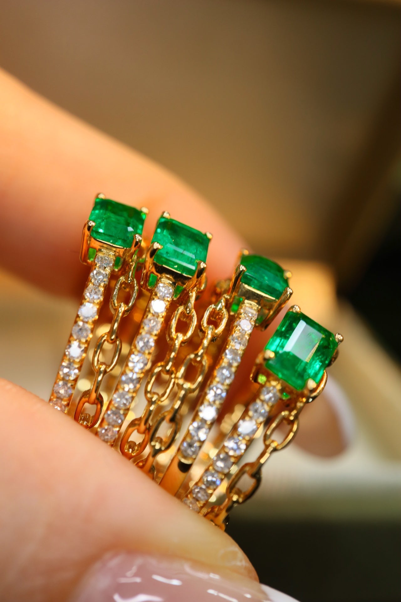 Panjshir Fine Jewelry - Emerald Ring with Diamond Accent