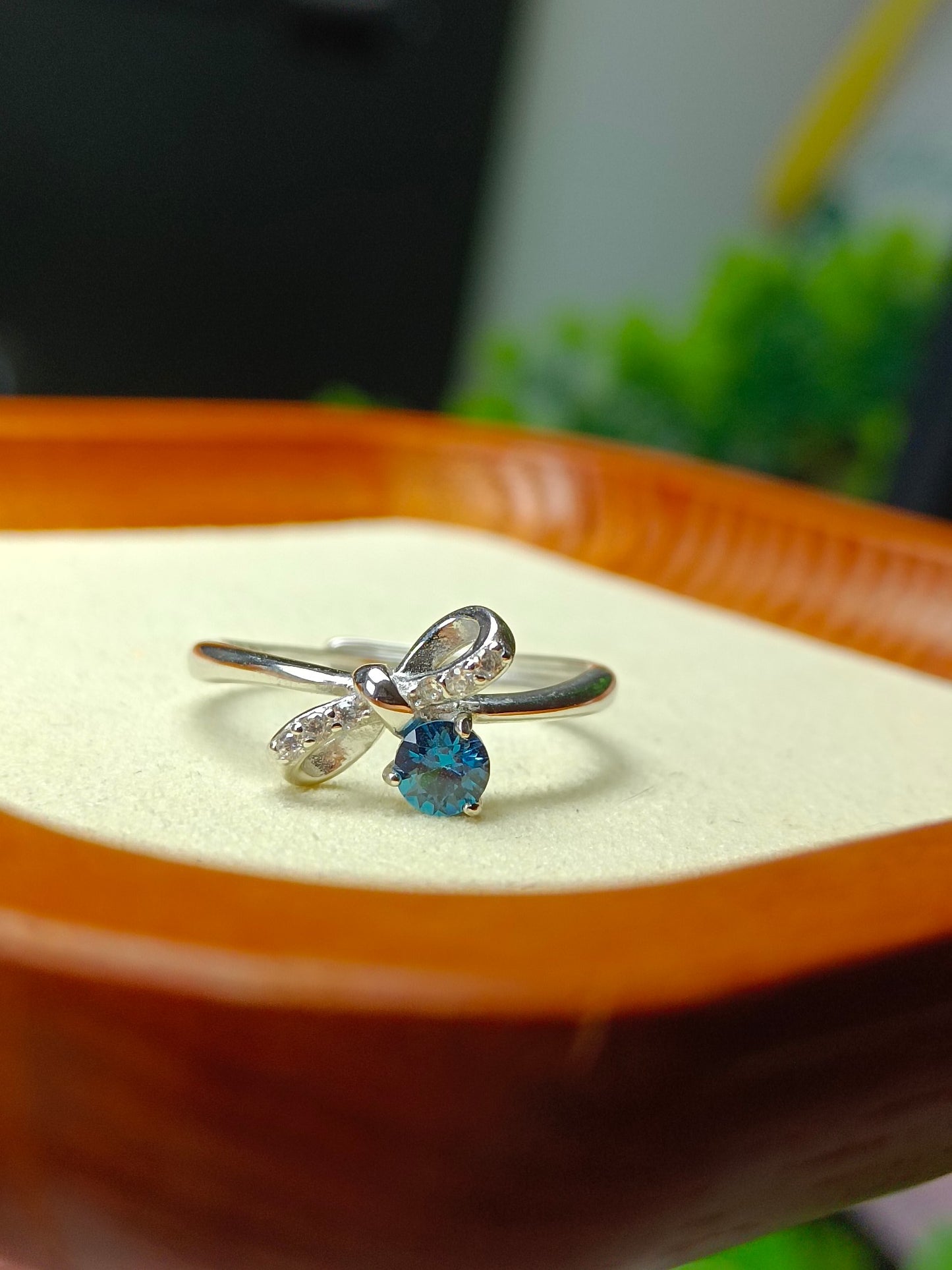 Natuurlijke London Blue Topaz Ring - Sieraden van elegante vlinderdans