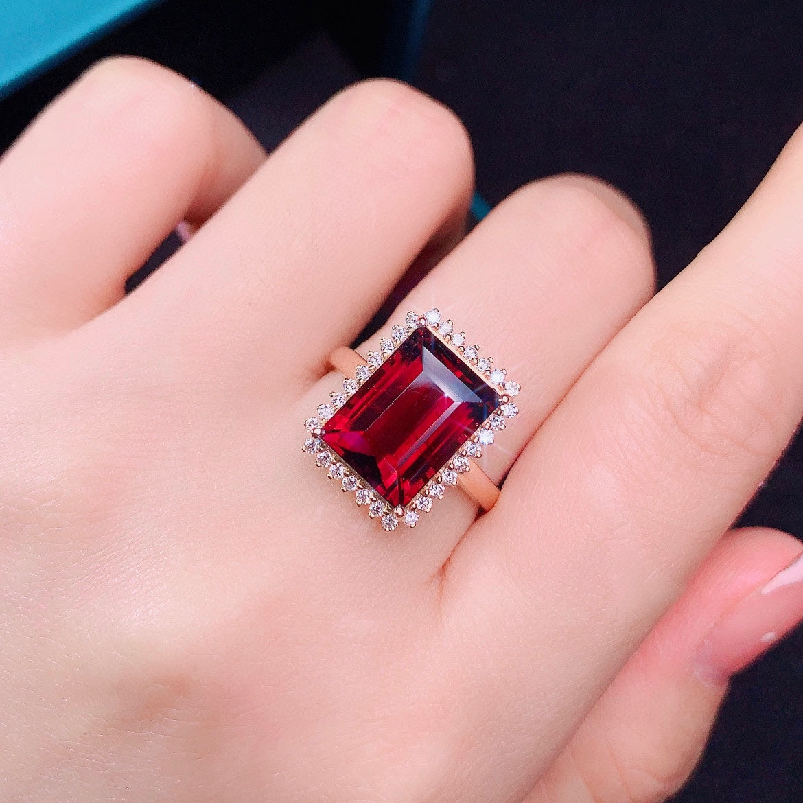 Exquisite Natural Tourmaline Ring - High-End Jewelry