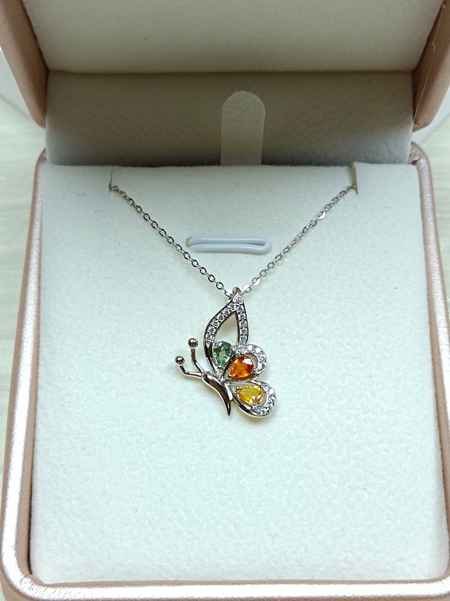 Eleganti gioielli con pendente in zaffiro multicolore realizzati in argento sterling S925 e oro 18 carati